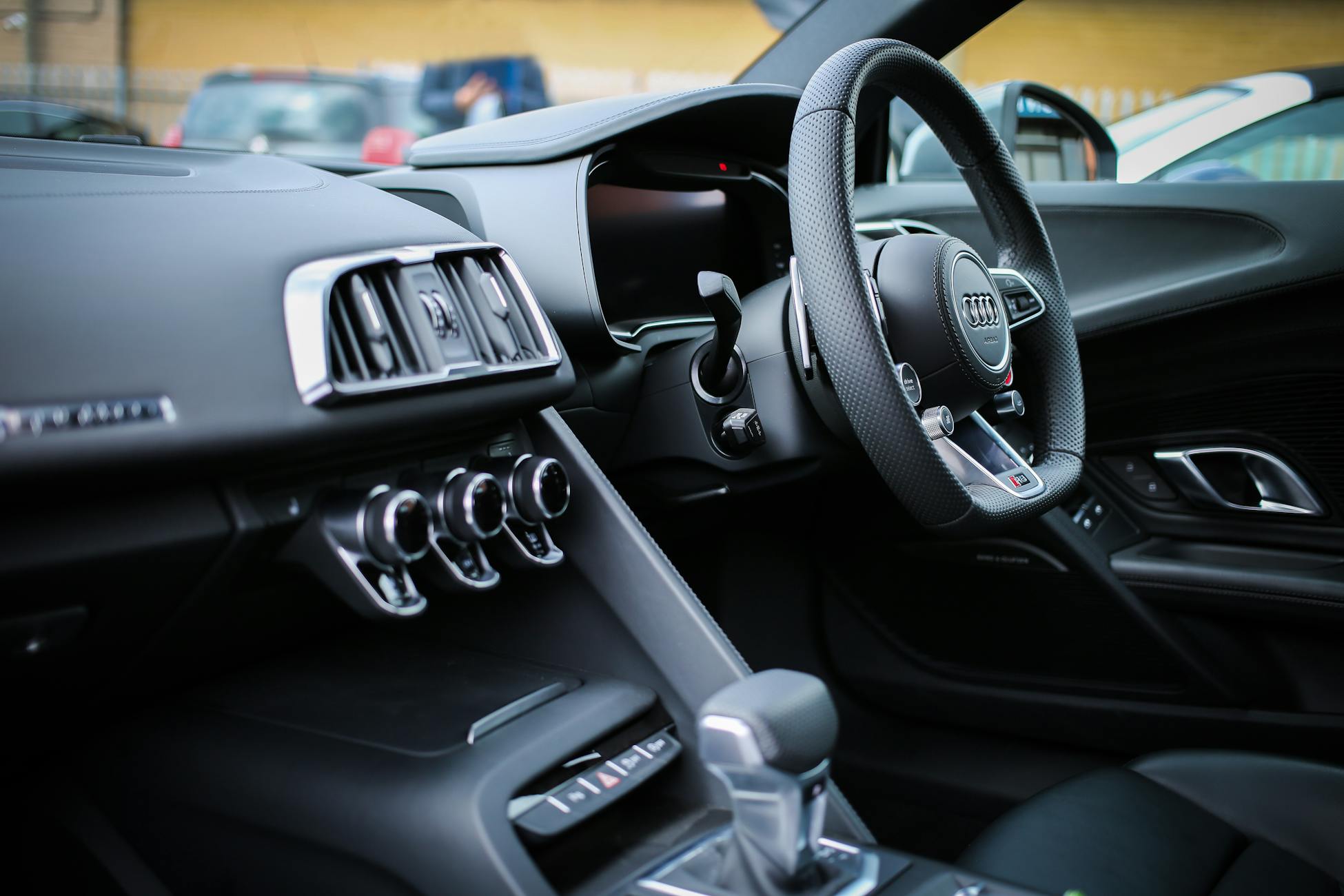 mythinkcar.com